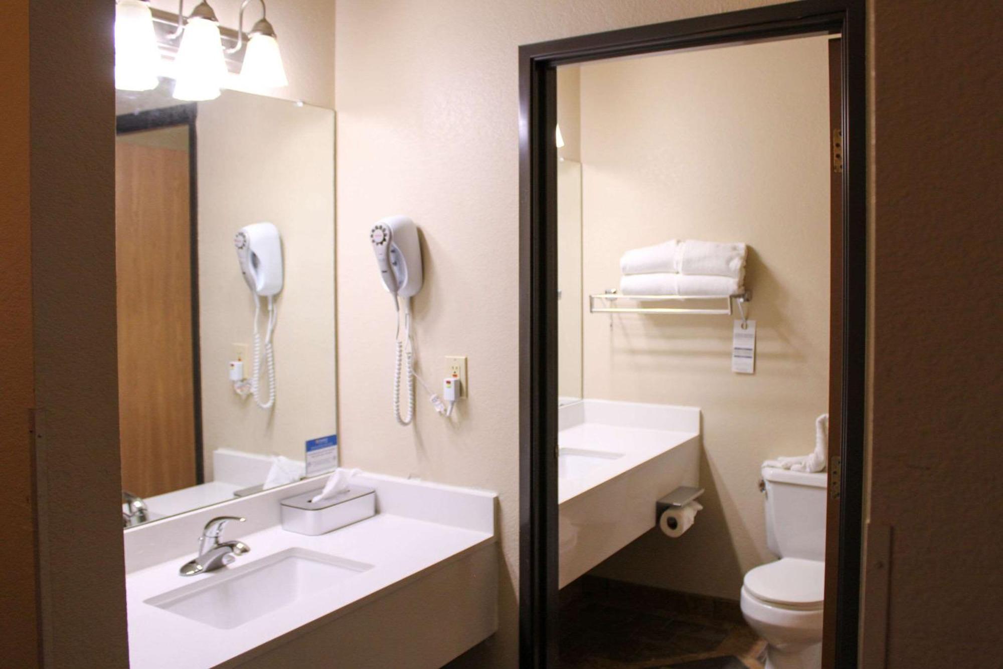 Quality Inn Gunnison-Crested Butte Екстериор снимка