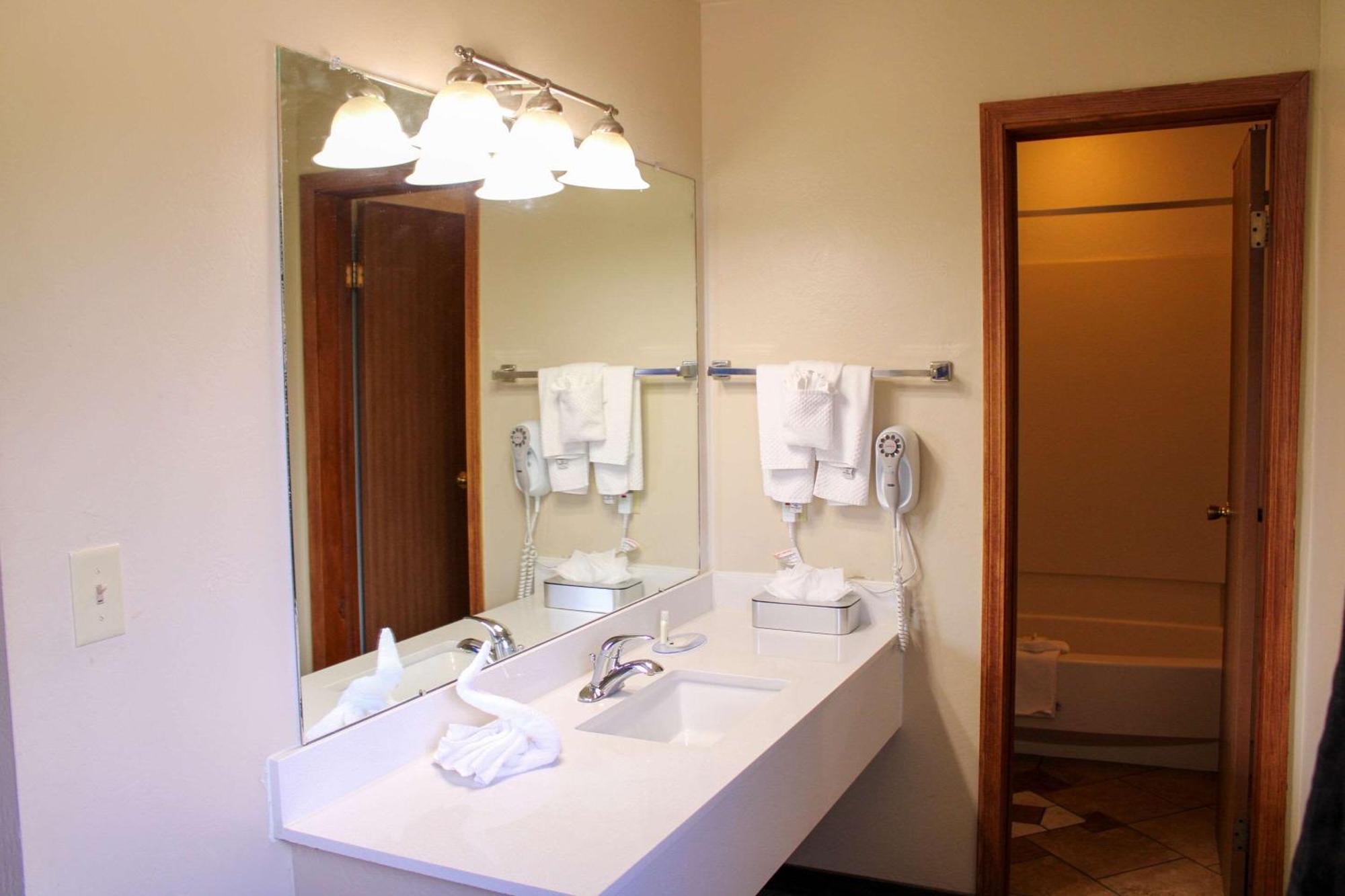 Quality Inn Gunnison-Crested Butte Екстериор снимка
